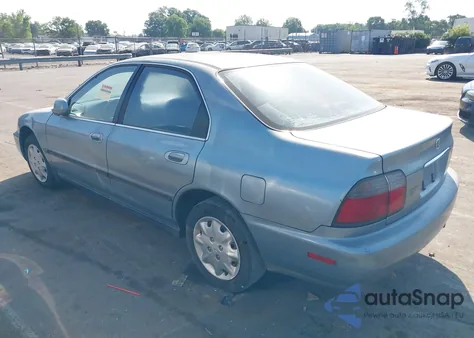 1996 Honda Accord Lx/Ex из США, поврежденный, VIN 1HGCD5637TA296022